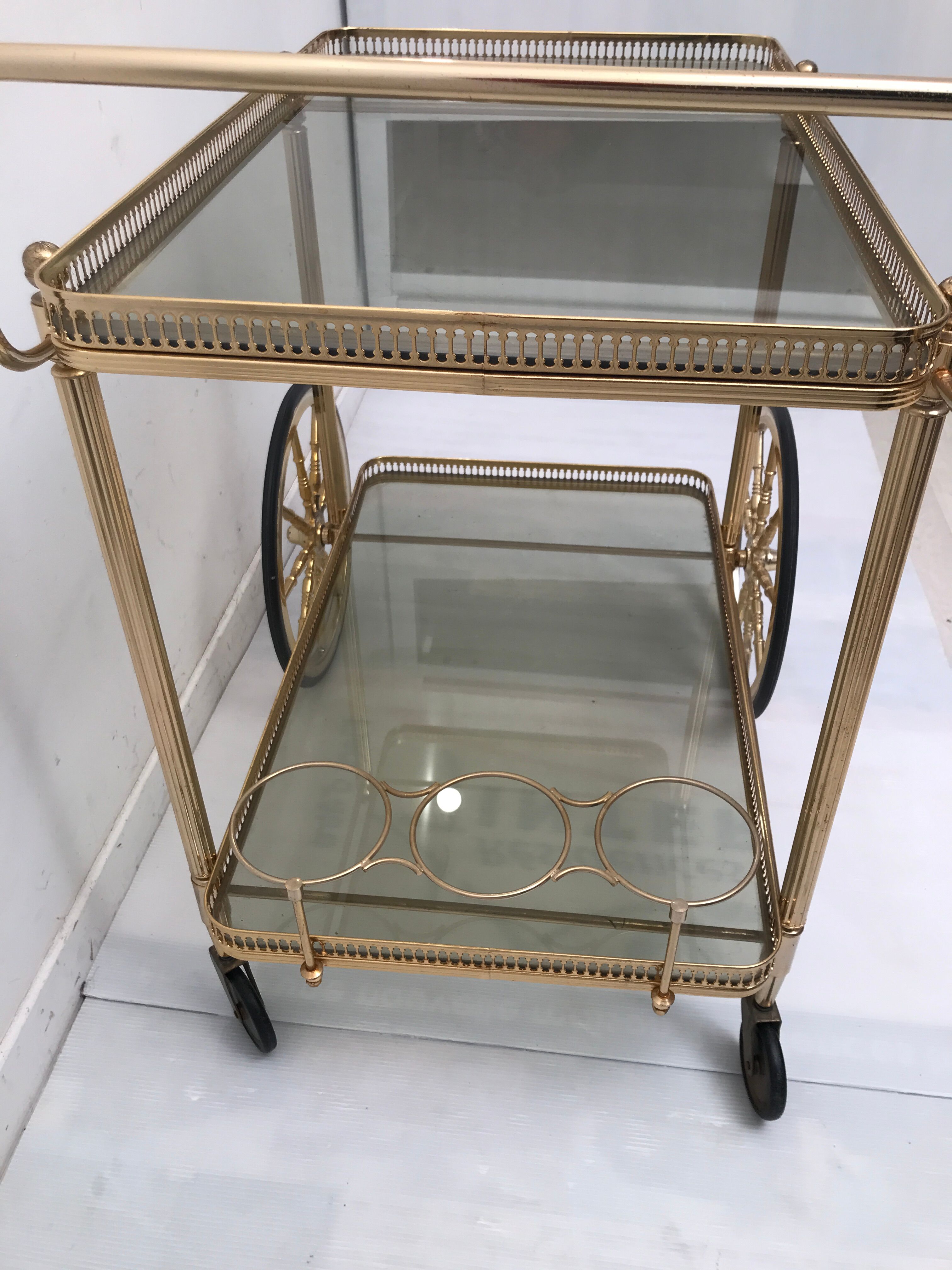 Golden vintage rolling service