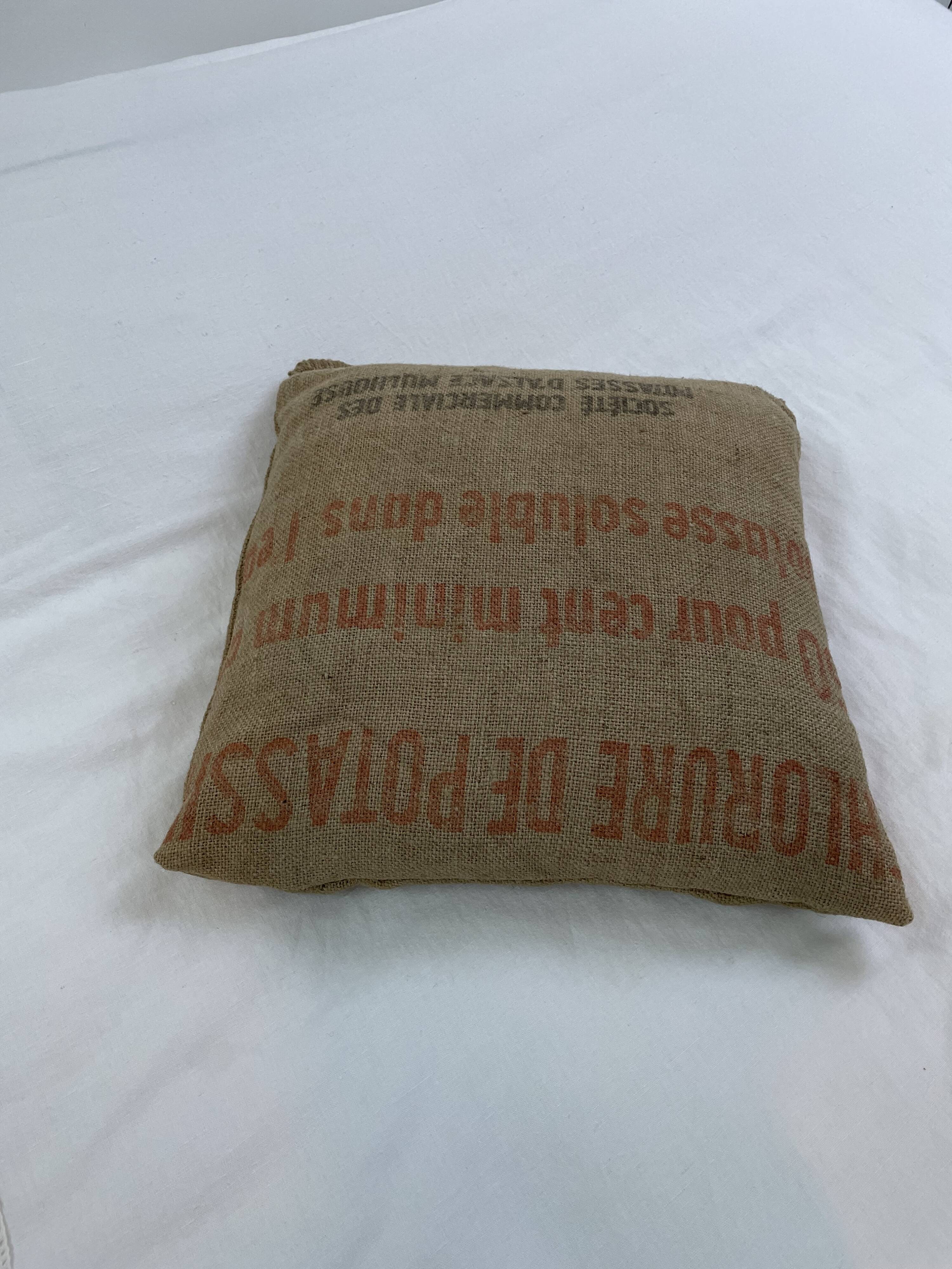 Burlap cushion - Potasse d'Alsace - 37 cm * 37 cm