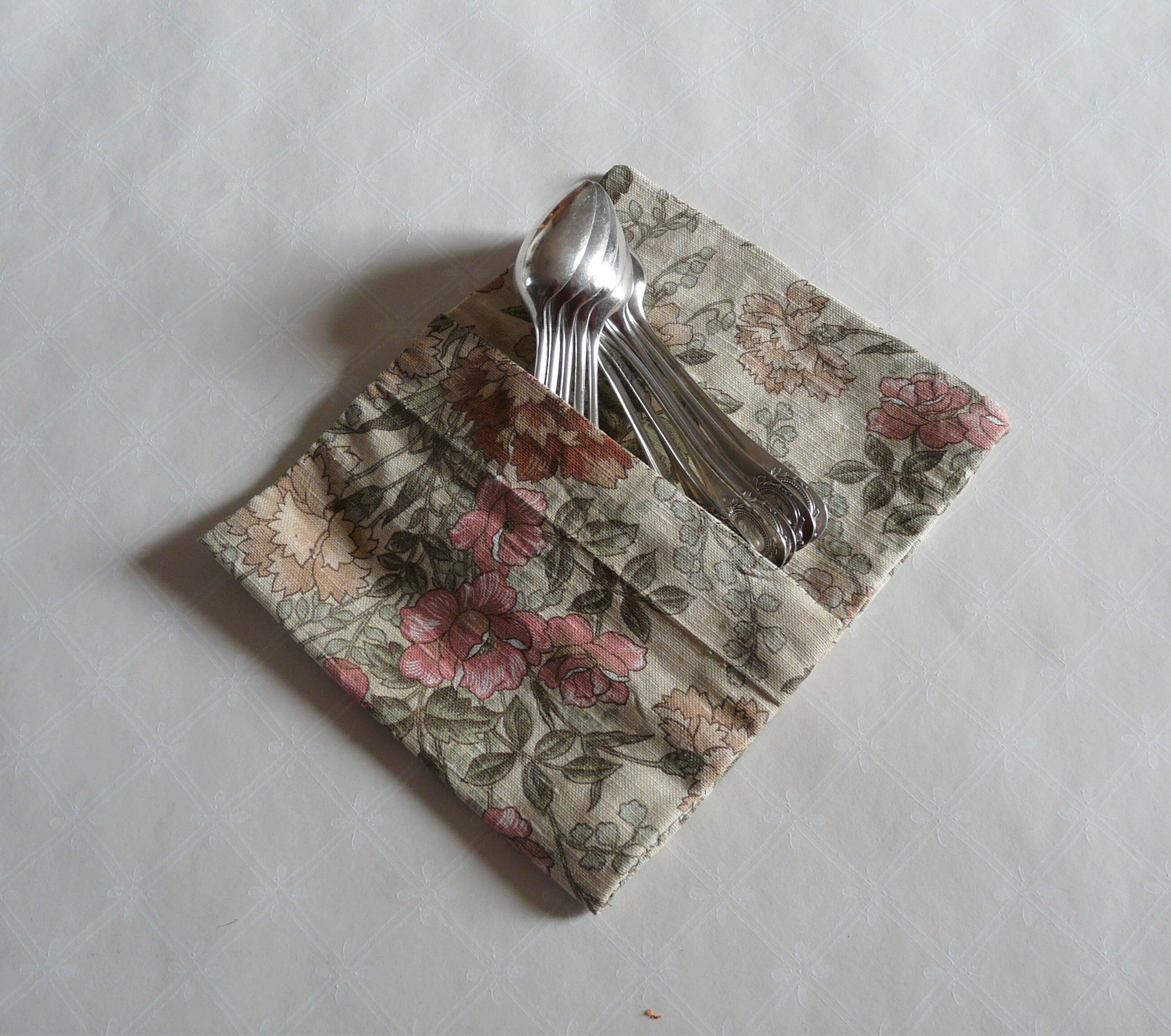 Set of 11 spoons in Christofle silverware