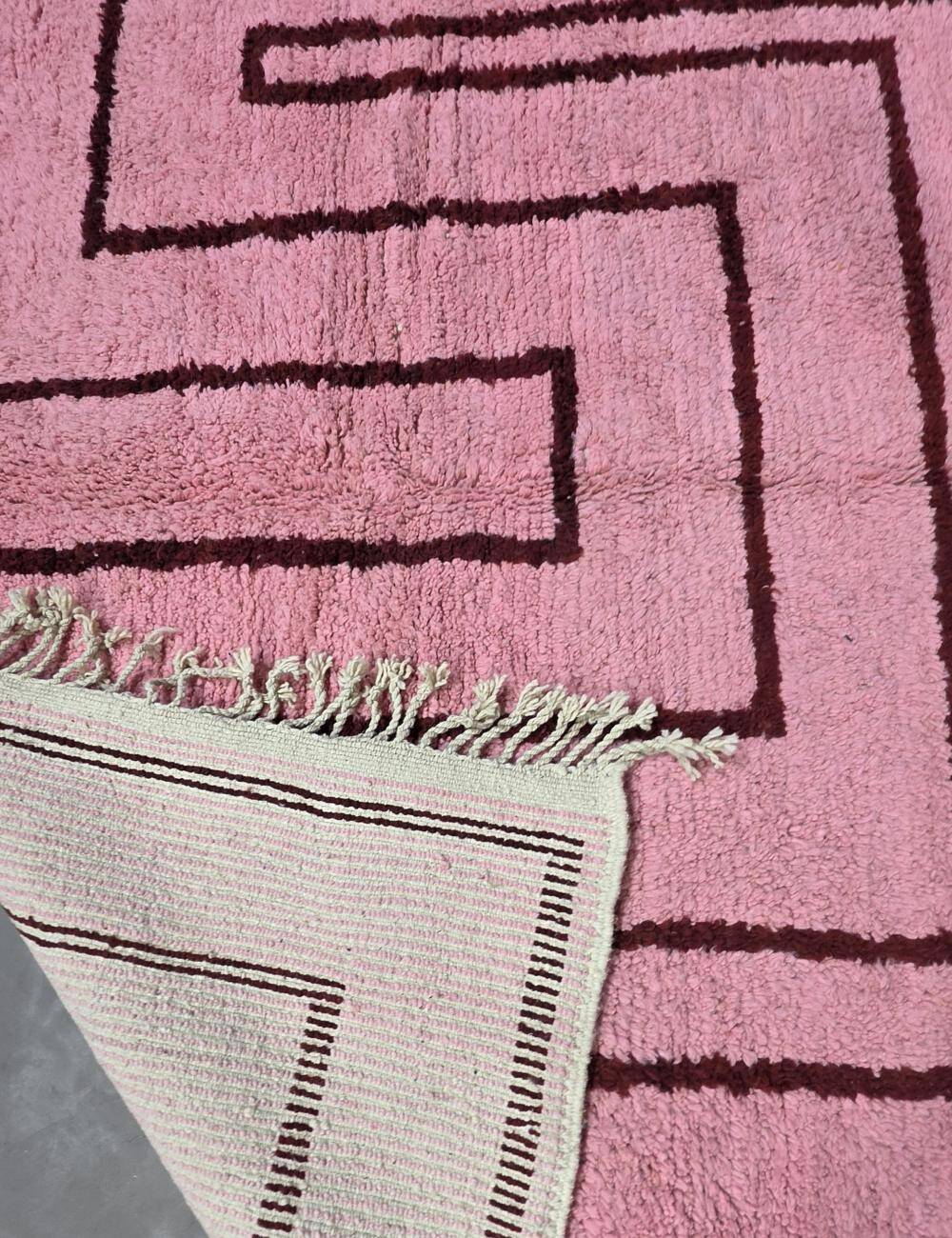Tapis Rose Contemporain - 297 x 246 cm