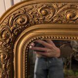 Louis Philippe Mirror 104x73 Wood and Gilded Stucco with Baroque Decor Late 19th Century