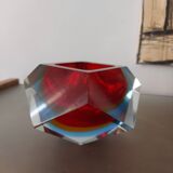 Empty pocket in Murano glass