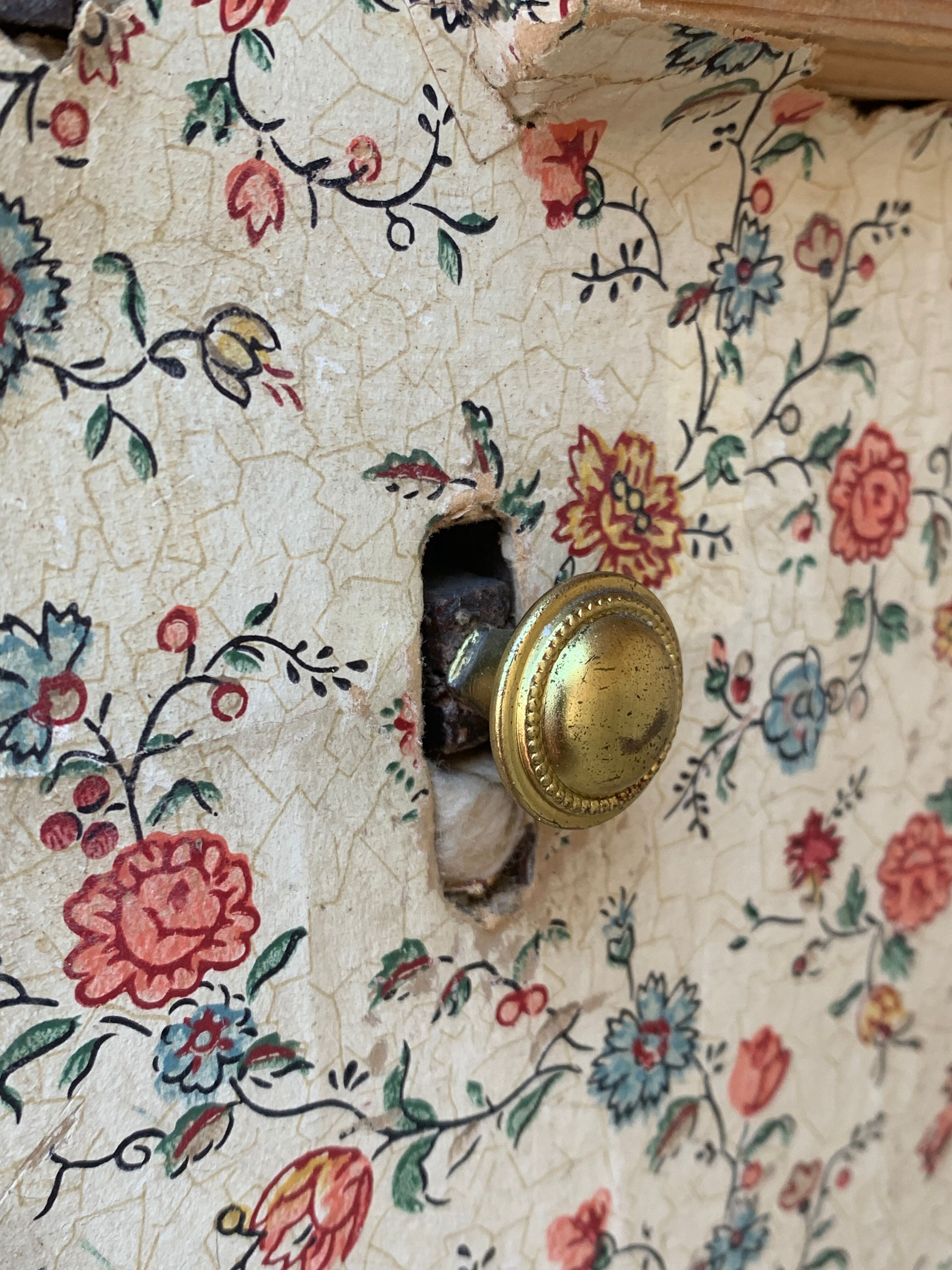 Cabinet in marquetry from Louis XVI period
