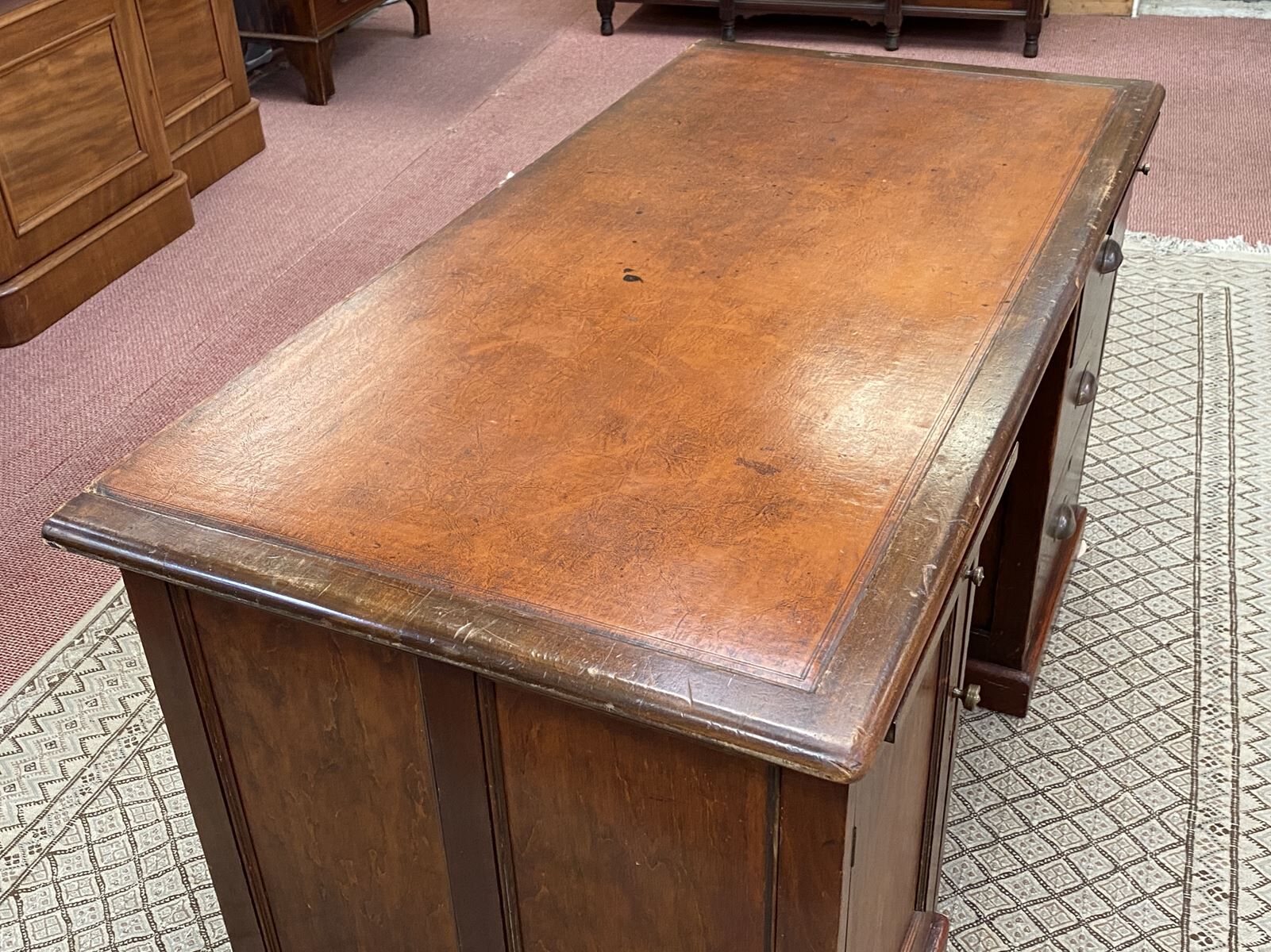 Flat mahogany desk early 20th century