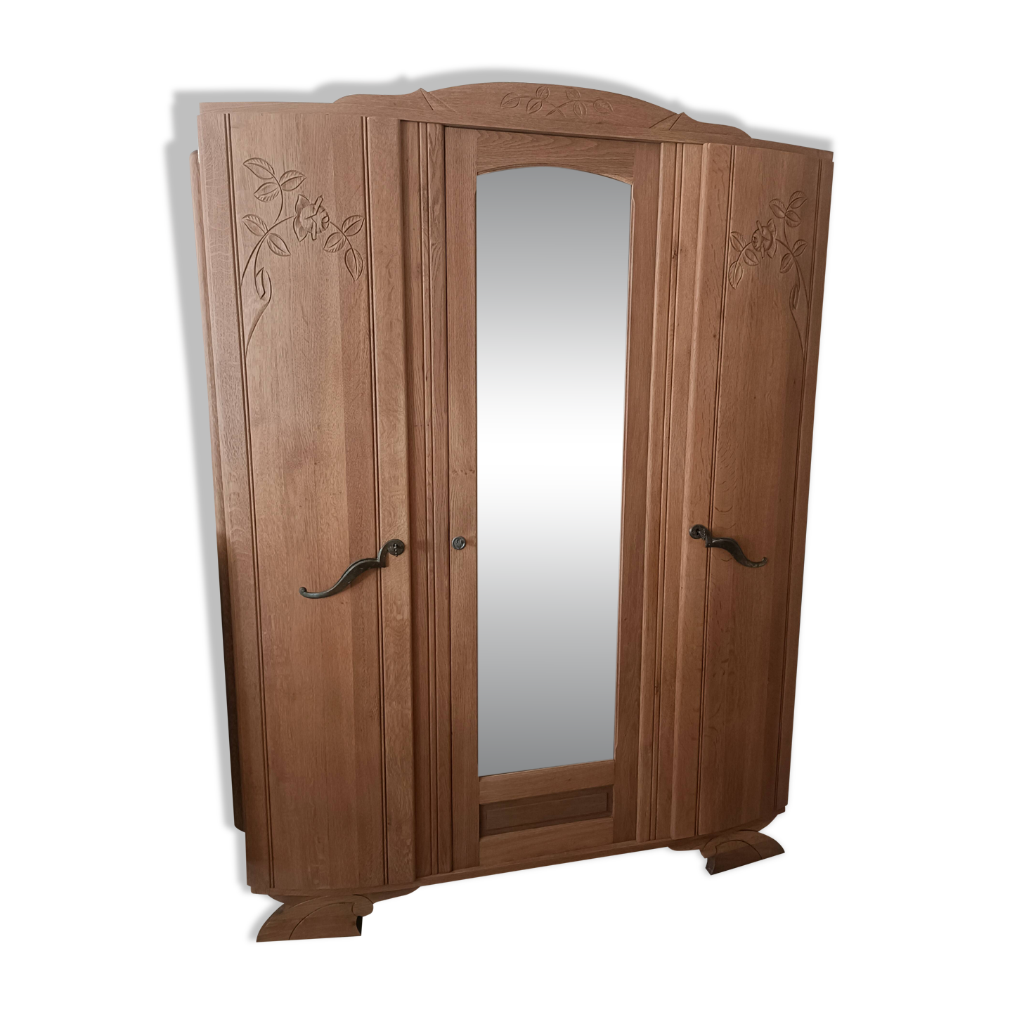 Armoire Art Déco rénovée