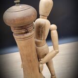 wood pepper mill