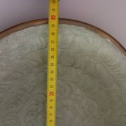 Plat cloisonné et laiton