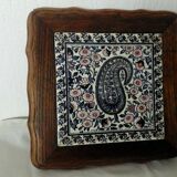 Wooden flat underside and faience of gien model cashmere