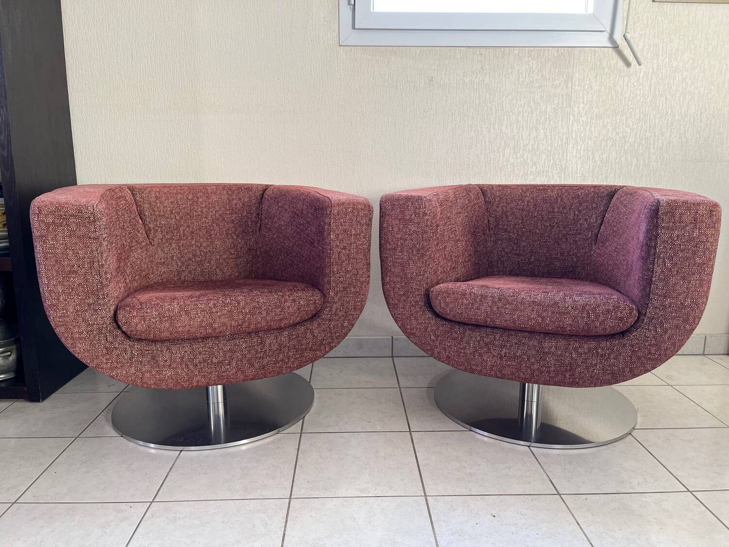 2 “Tulip” armchairs by Jeffrey Bernett for B&B Italia