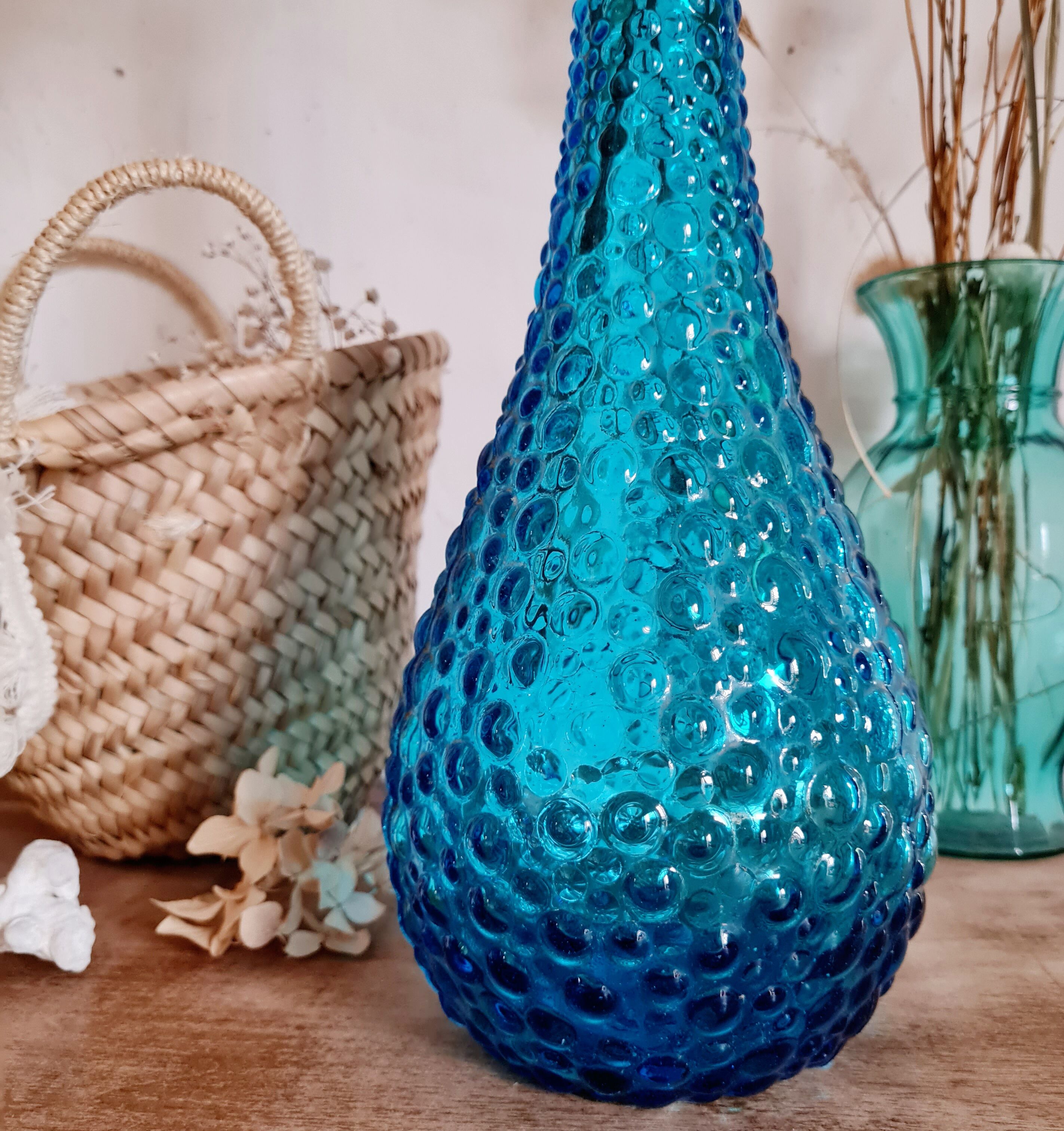 Italian Empoli vase in blue bubble glass