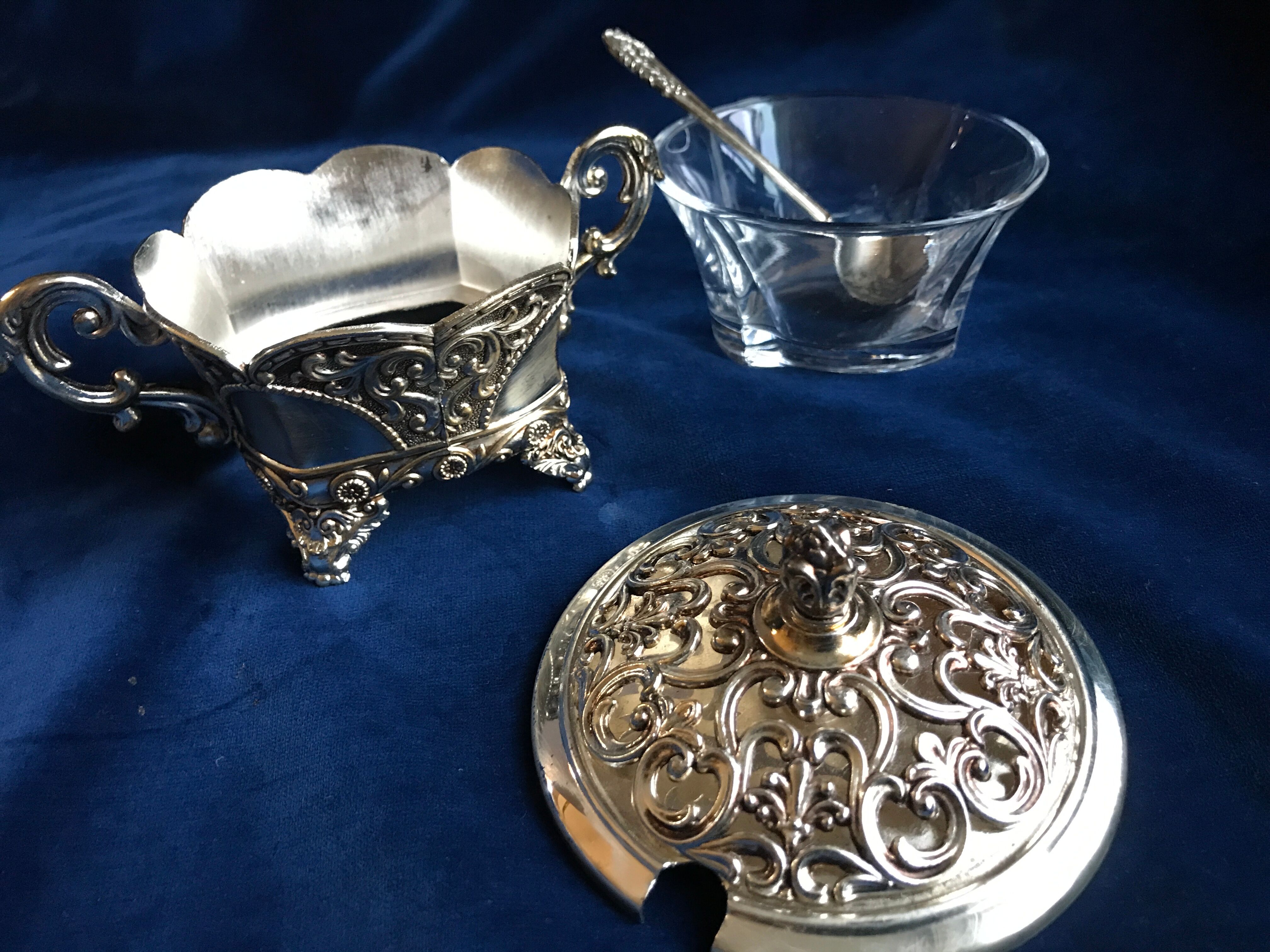 Silver metal sugar box