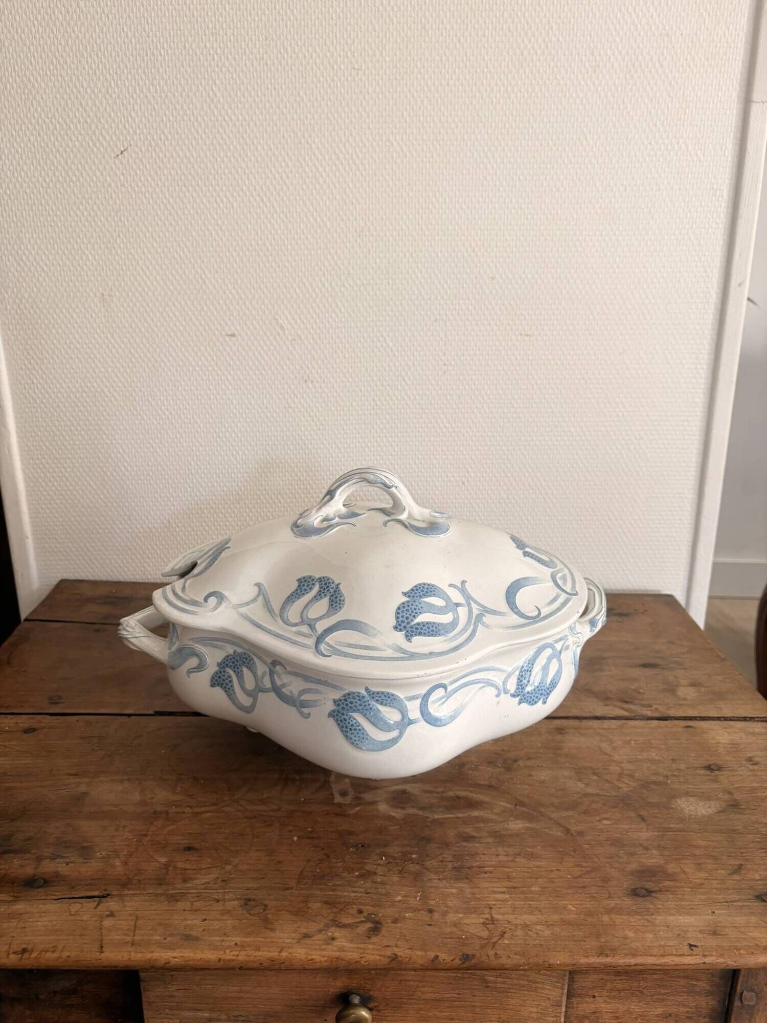 Antique Tircis Soup Tureen Sarreguemines Utzschneider & Cie Art Nouveau Earthenware