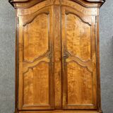 Louis XV period Provençal armoire in walnut and marquetry