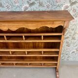 Shelf on foot
