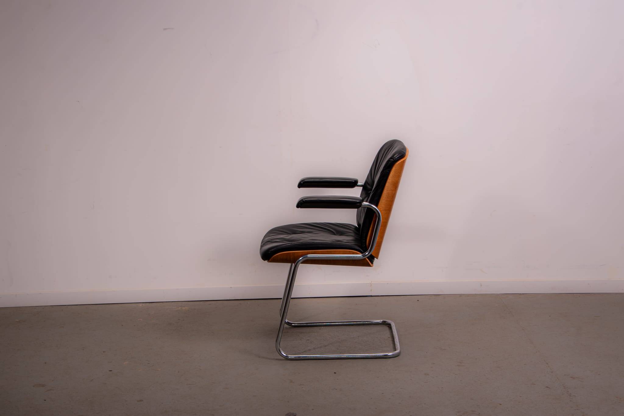 Chaise de réunion de bureau Karl Dittert pour Giroflex, vers 1986