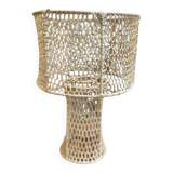Natural raffia lamp