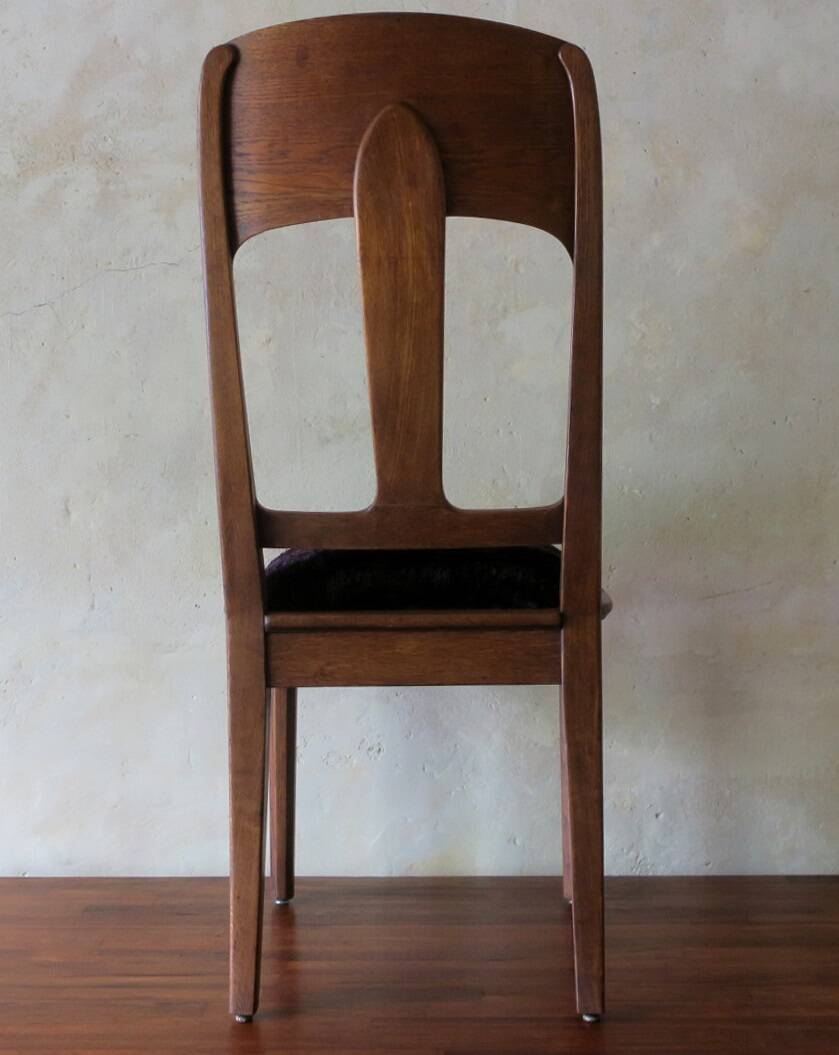 Art nouveau side chair in oak and royal purple velvet, 1900