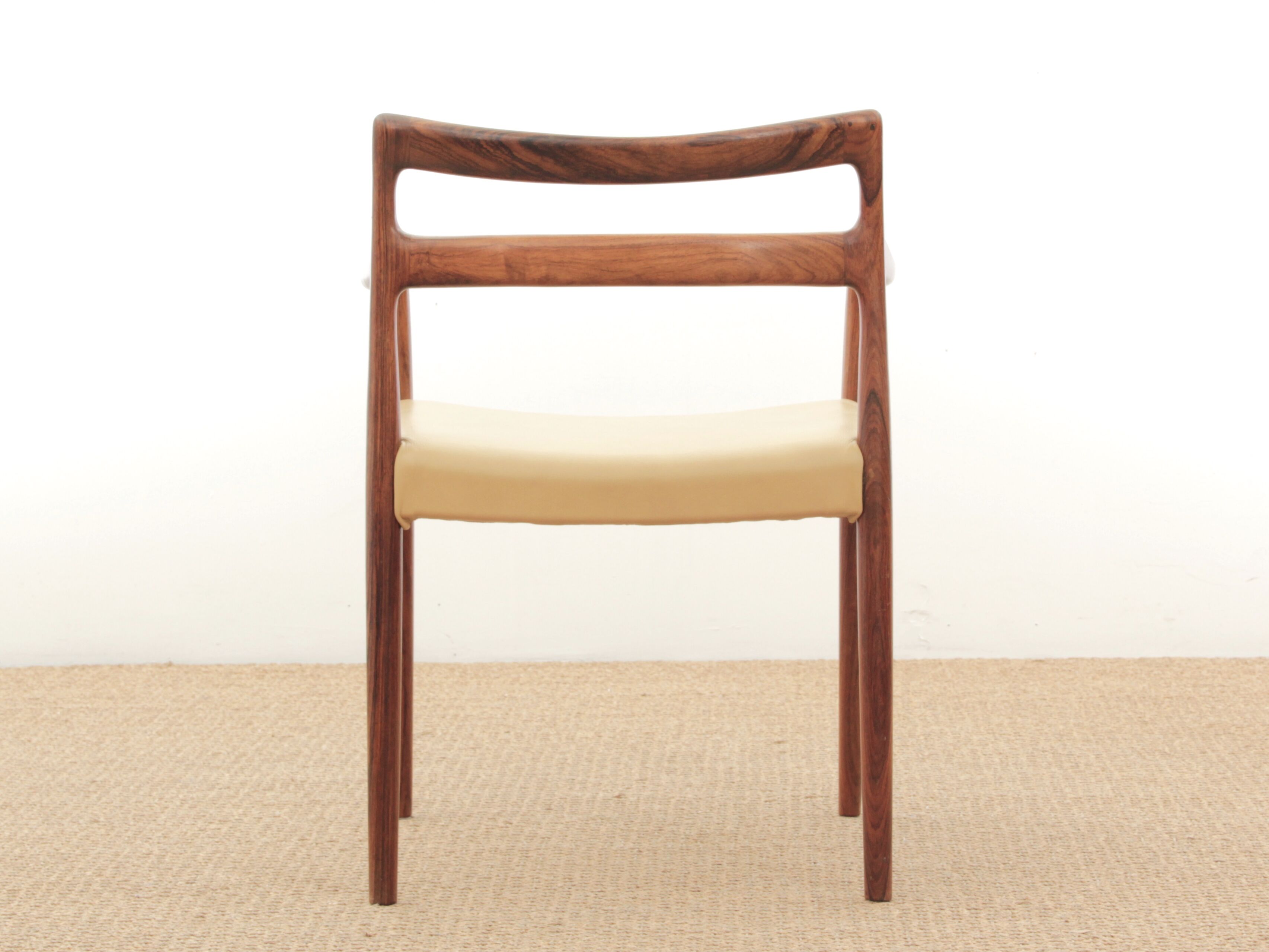 Scandinavian chair in rio rosewood