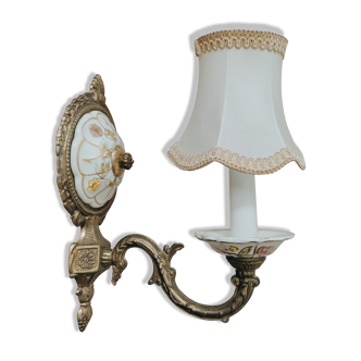 Retro wall lamp in faience