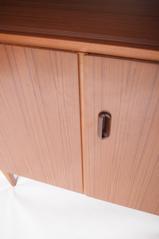 Scandinavian library 60/70