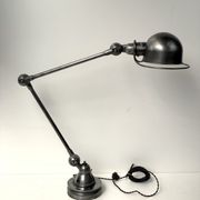 Ancienne lampe Jieldé sous licence Flurex Suisse