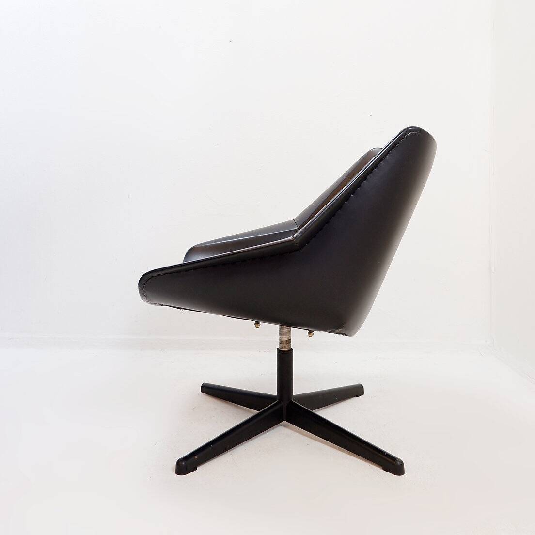 Mid-century pastoe fm08 swivel chair by cees braakman, netherlands, 1959