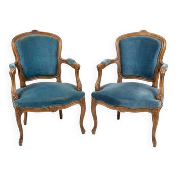 Paire de fauteuils cabriolet de style Louis XV