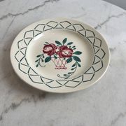 Hand-painted flat plate, ironstone, Sarreguemines Pergola.