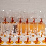 Service of 18 glasses with amber feet 70s