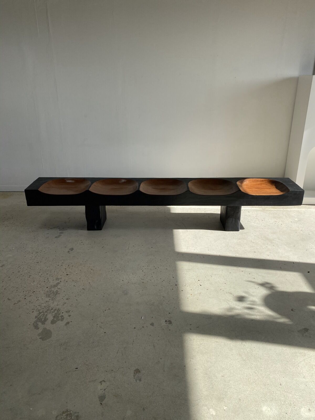 Huge 5-seater bench in two-tone solid wood