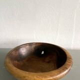 Plat en bois brulé