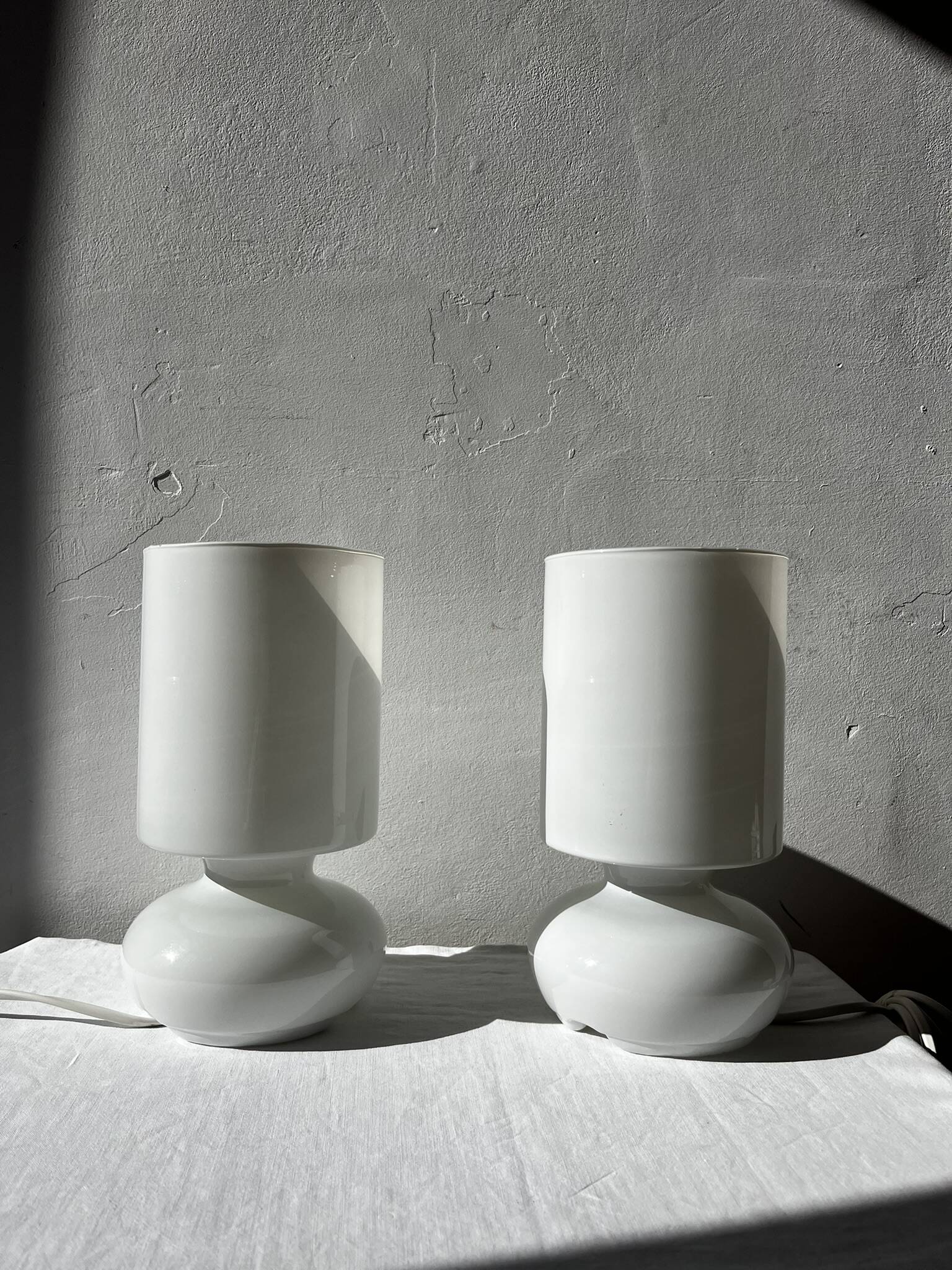 Lampe à poser IKEA vintage, modèle LYKTA blanc (à l'unité ou la paire)