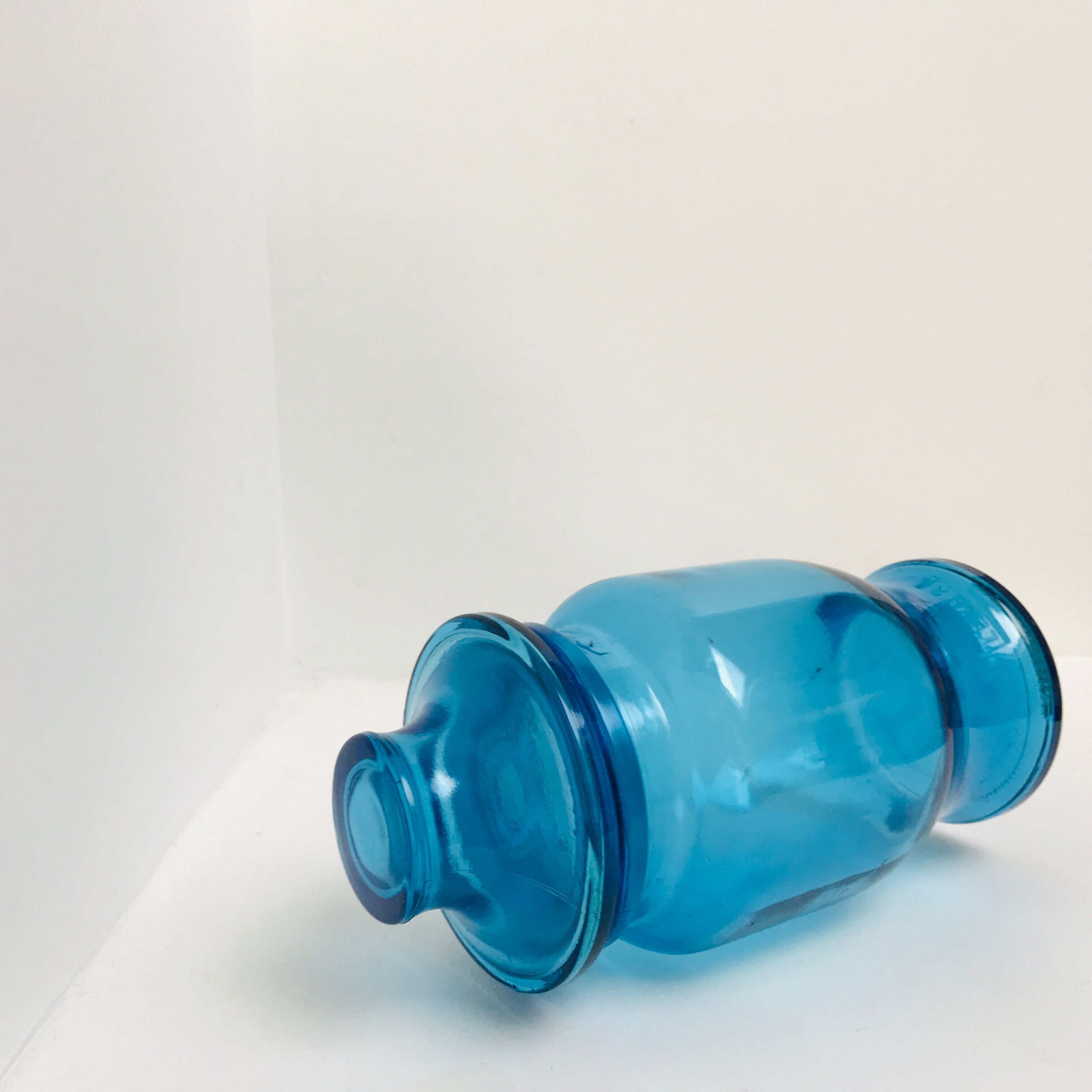 Vintage blue jar M