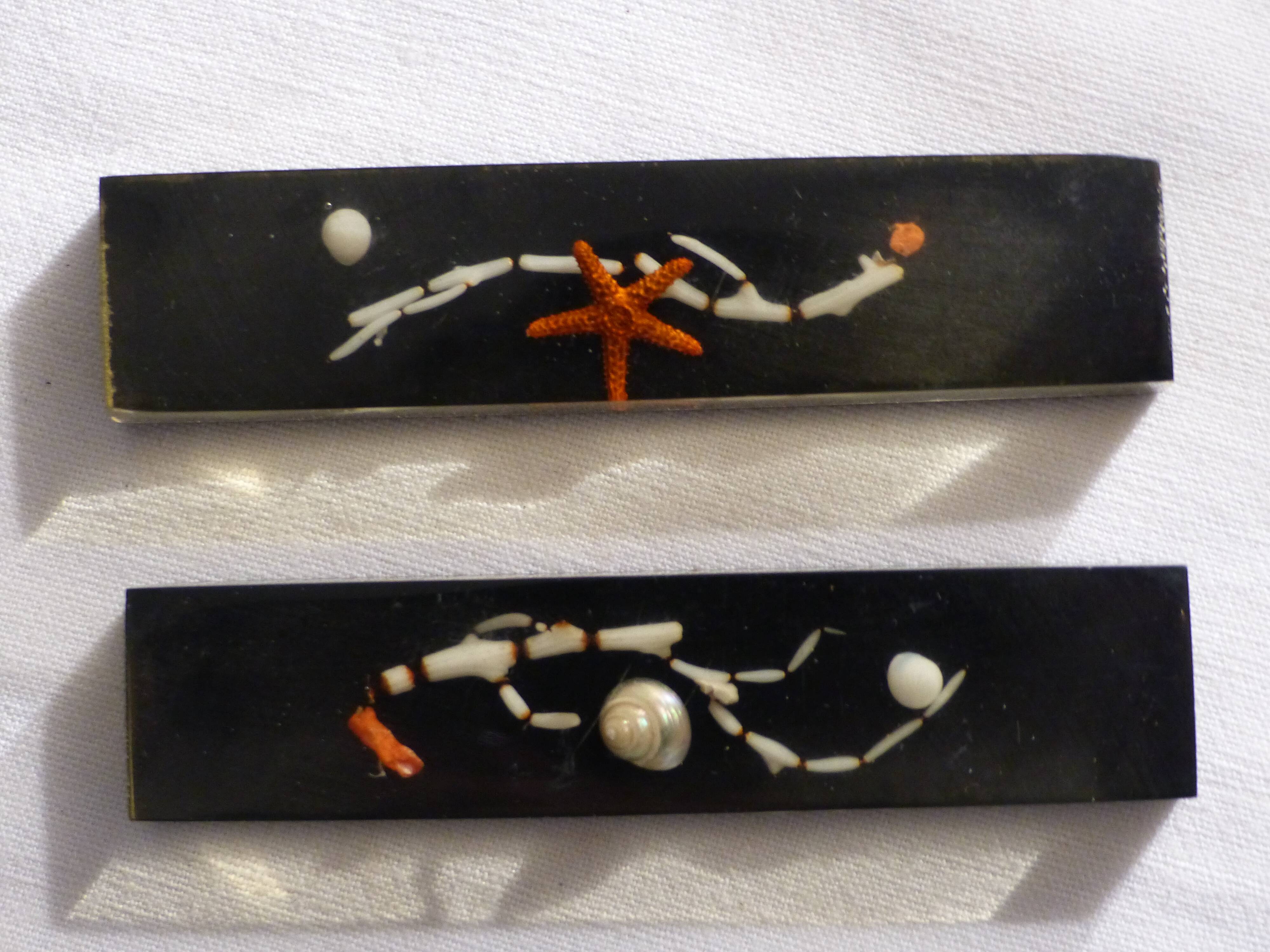 6 vintage knife holders, resin inclusion, shells.