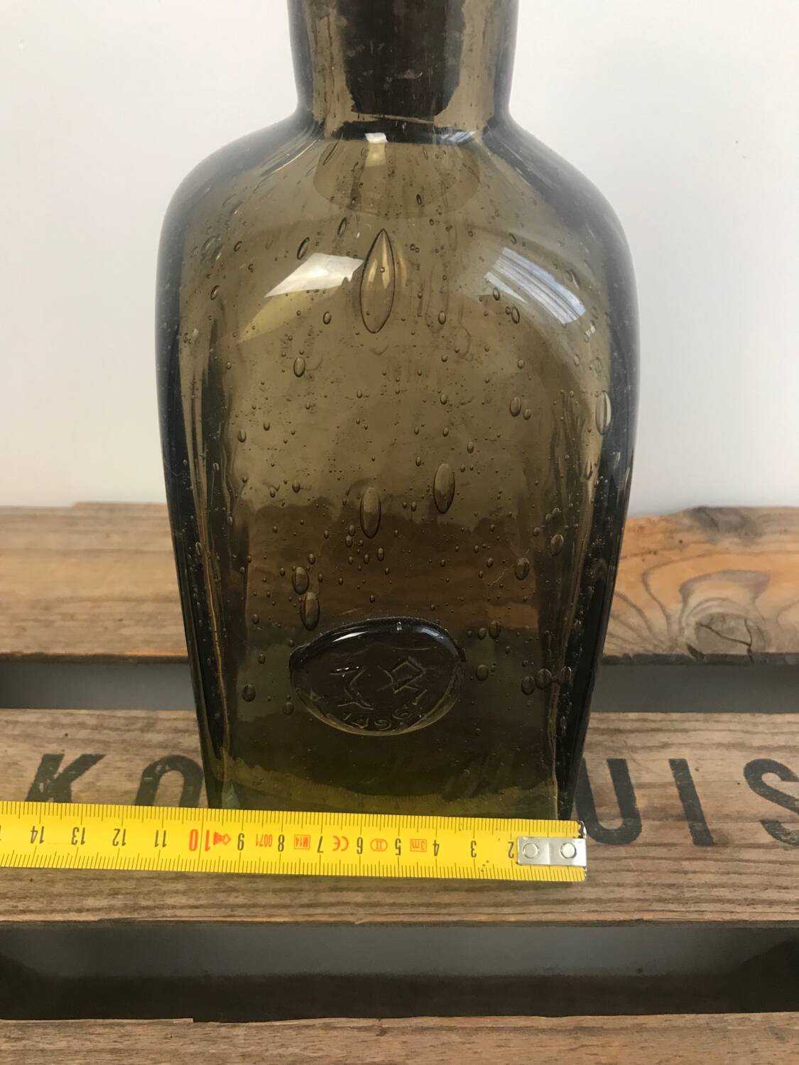 Old carafe from the 60s/70s in bubbled glass
