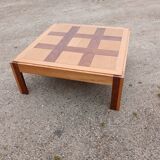 Artisanal coffee table