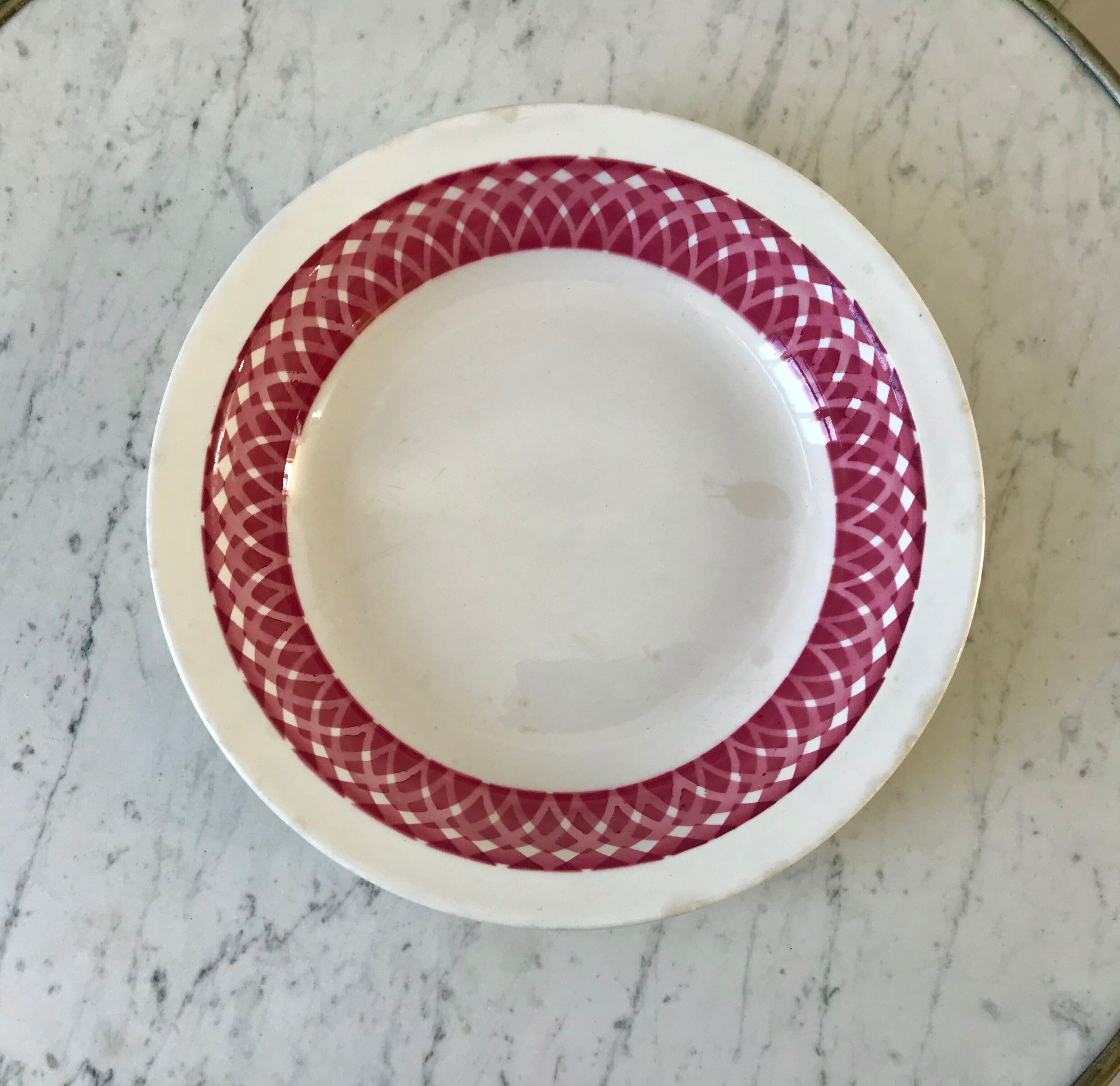 Hollow dish Digoin Sarreguemines castel model