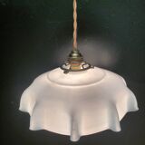 Blue opaline suspension