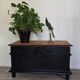Chest in oak
