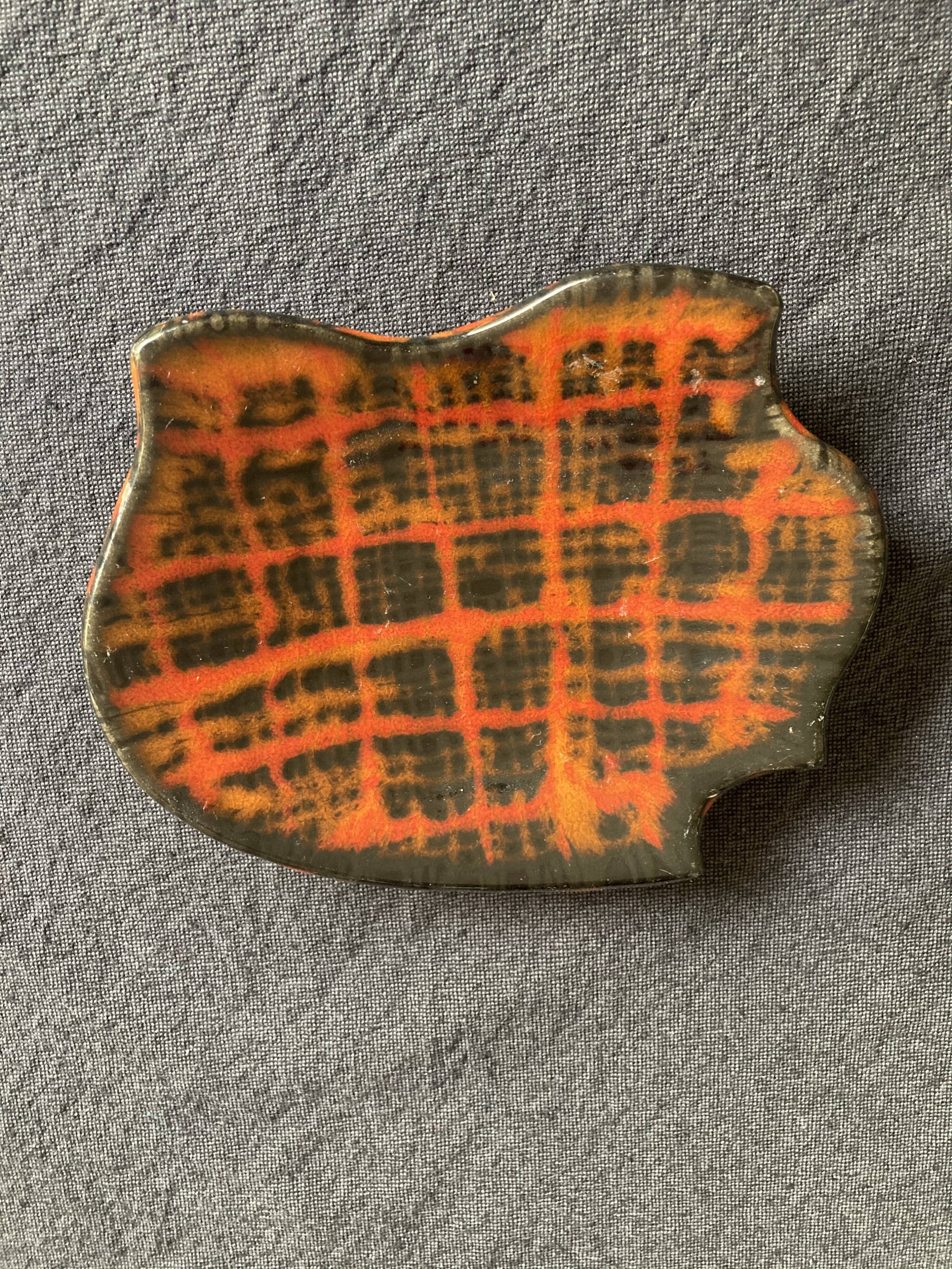 Empty pocket cup in vintage ceramic