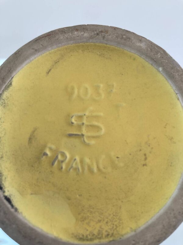 Vase en faïence de Lunéville dans les tons jaunes et noirs