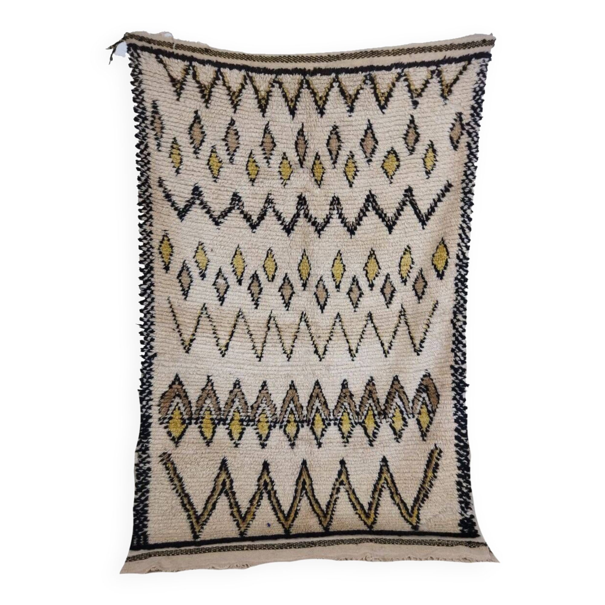 Handcrafted Moroccan Berber Rug 186 X 118 CM