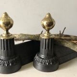 Pair of neoclassical chenets