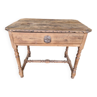 Small desk table