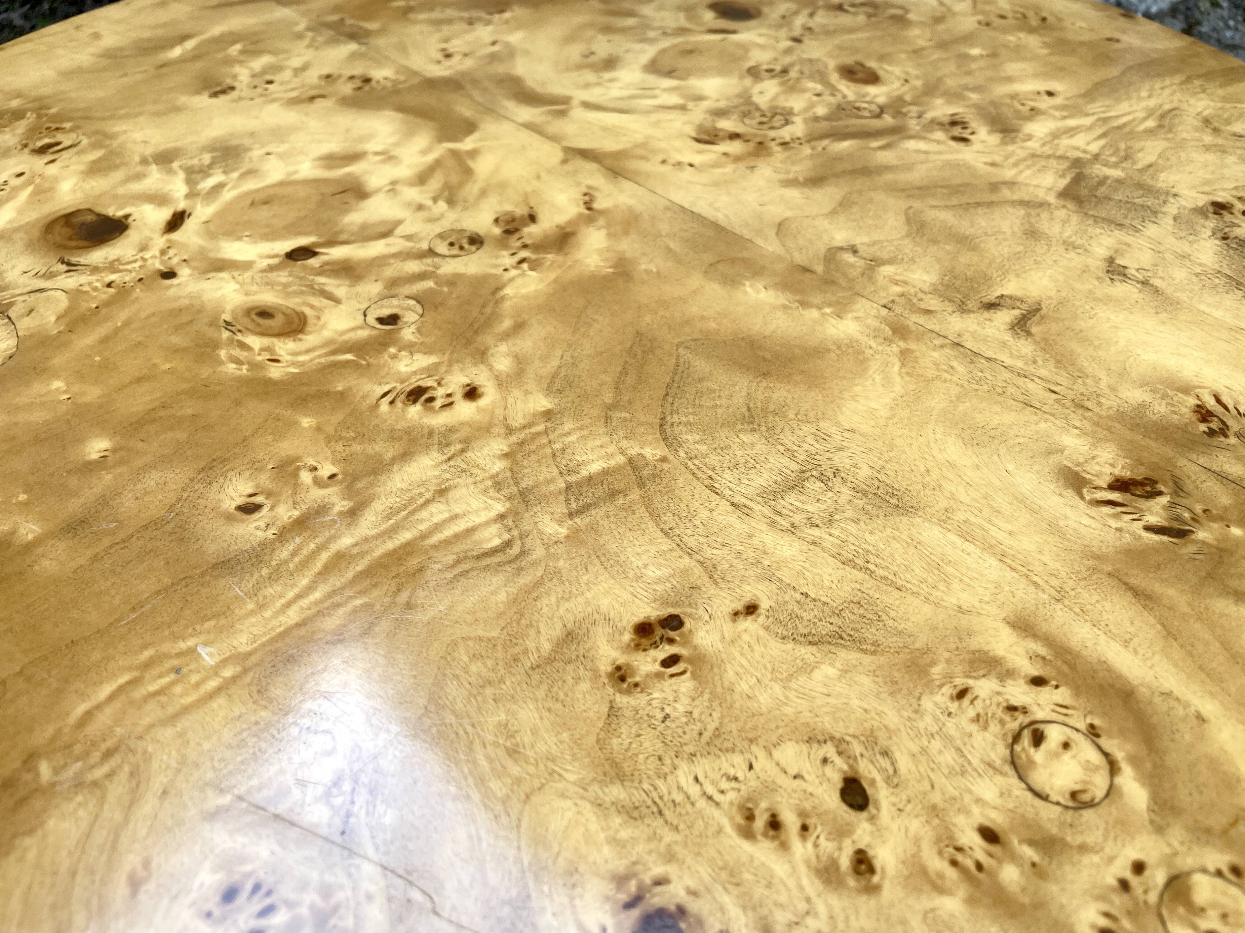 Pair of round coffee tables, burl veneer, 1980