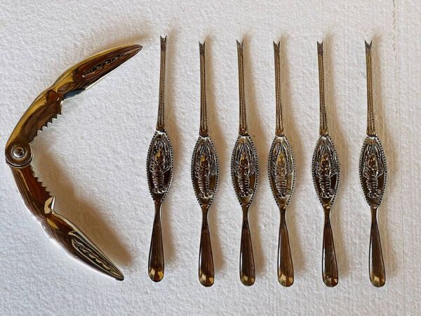 Ensemble 6 fourchettes et pince a Homard, metal argenté Par Silea, circa 70