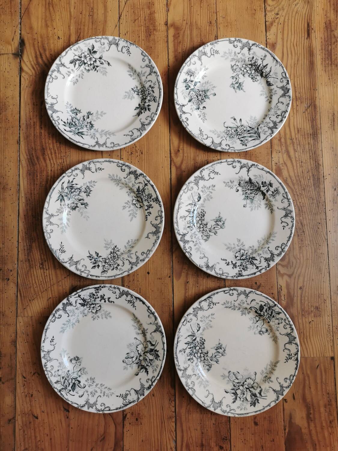Old HC dessert plates, iron earth