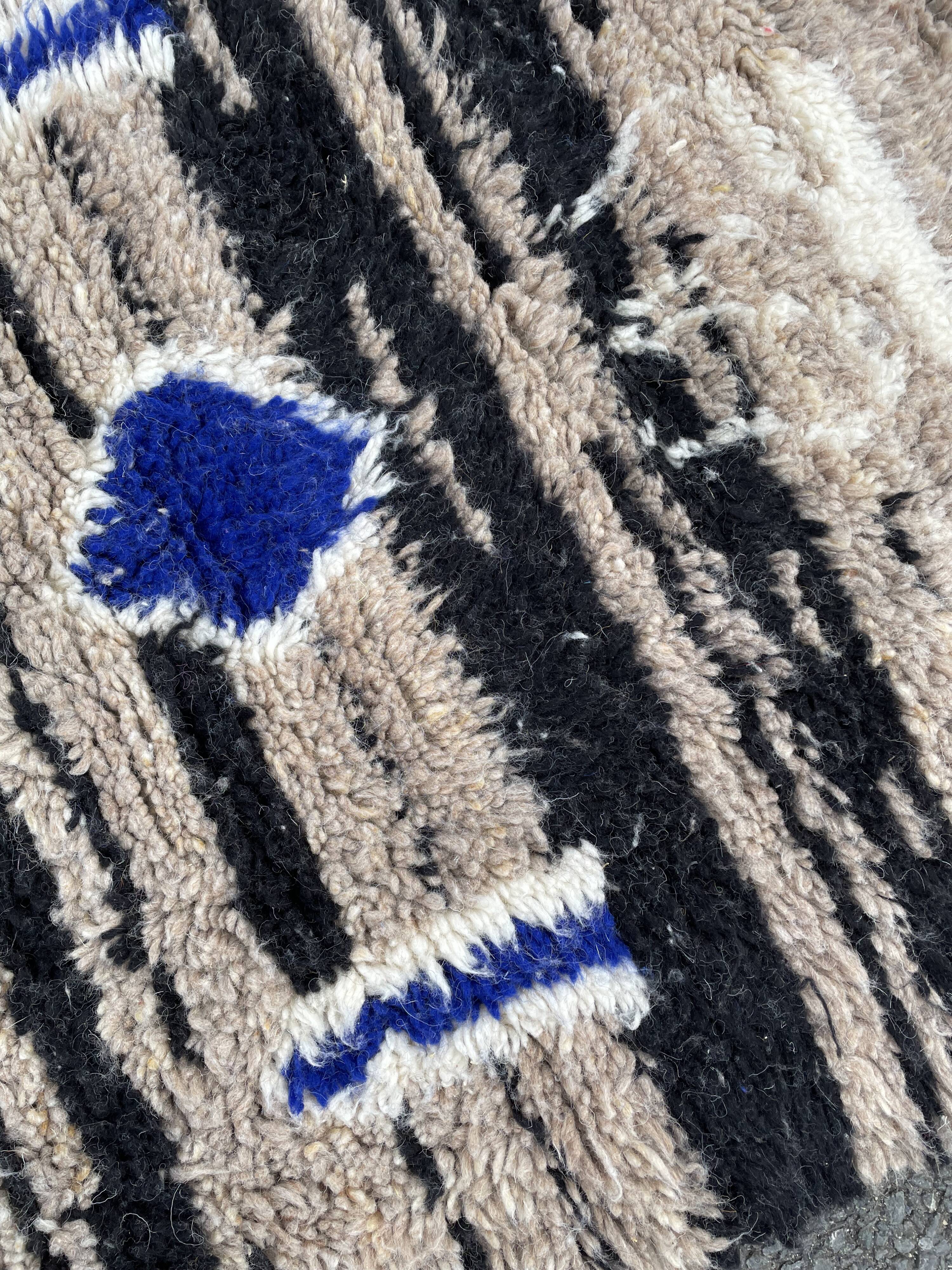 Moroccan wool hallway carpet 85x310 cm