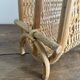 Porte-revues vintage en rotin naturel  des années 60