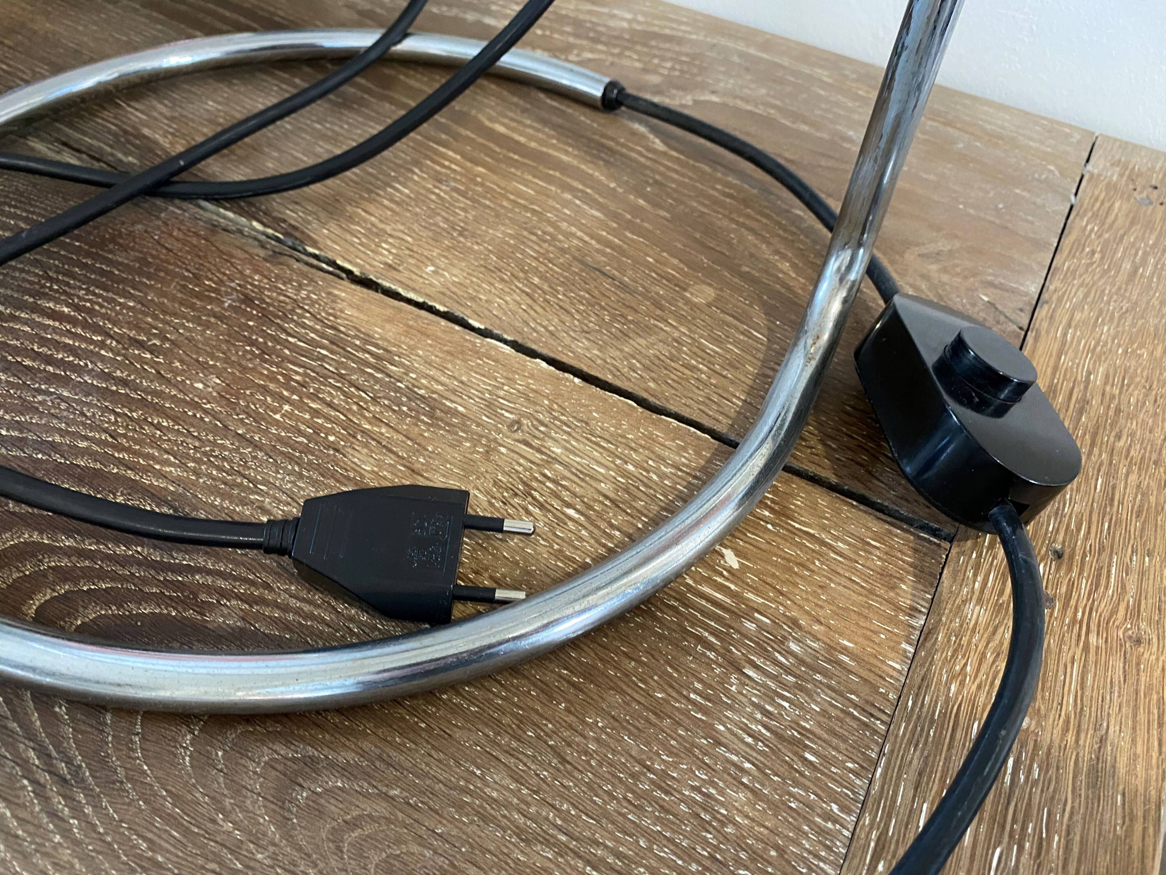 Shell lamp by Luigi Massoni and Luciano Bottura for Harvey Guzzini 1960 vintage